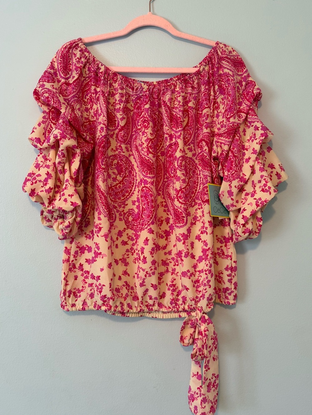 NWT CeCe Pink Paisley Off-Shoulder Ruffle Tie Hem Top Size L